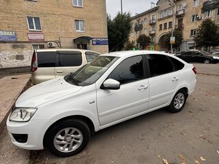 2015 Lada (ВАЗ) Granta I, белый, 470000 рублей, вид 3