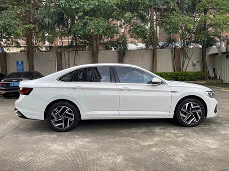 2023 Volkswagen Sagitar III Рестайлинг, белый, 1220000 рублей, вид 4