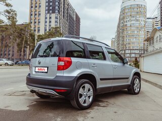 2013 Skoda Yeti I, серебристый, 1050000 рублей, вид 4