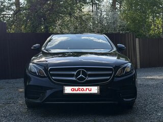 2020 Mercedes-Benz E-Класс 200 V (W213, S213, C238), чёрный, 3585000 рублей, вид 1