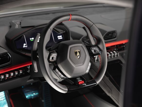 2023 Lamborghini Huracán Sterrato I Рестайлинг, белый, 42900000 рублей - вид 19