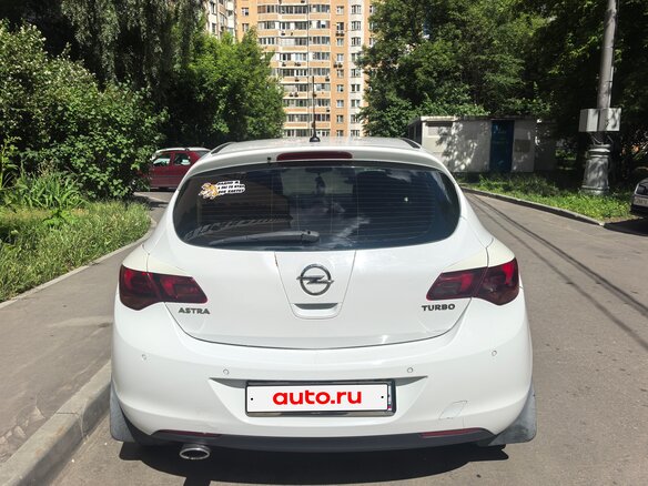 2011 Opel Astra J, белый, 650000 рублей - вид 2