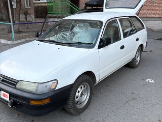 1999 Toyota Corolla VII (E100), белый, 330000 рублей, вид 2
