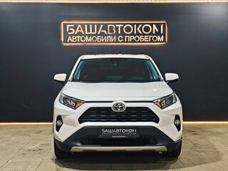 2022 Toyota RAV4 V (XA50), белый, 3450000 рублей, вид 2