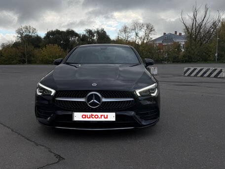 2021 Mercedes-Benz CLA 200 II (C118, X118), чёрный, 3000000 рублей, вид 2