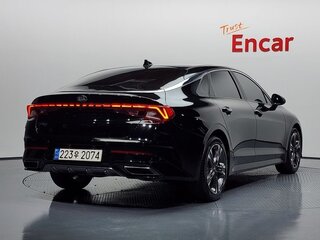 2021 Kia K5 III, чёрный, 1940005 рублей, вид 3