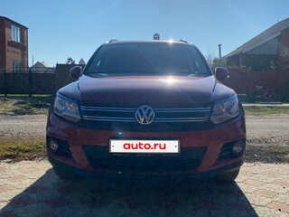 2012 Volkswagen Tiguan I Рестайлинг, красный, 900000 рублей, вид 1
