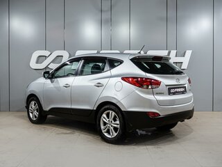 2013 Hyundai ix35 I, серебристый, 1119000 рублей, вид 2