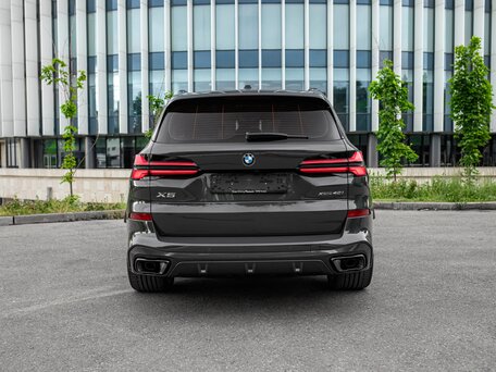 2025 BMW X5 40i IV (G05/G18) Рестайлинг, серый, 14590000 рублей, вид 5