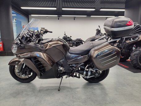 2010 Kawasaki GTR 1400 (Concours 14), коричневый, 890000 рублей, вид 2