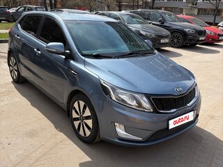 2013 Kia Rio 4-speed III, серый, 1280000 рублей, вид 2