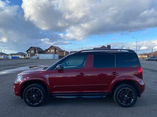 2016 Skoda Yeti I Рестайлинг, красный, 1590000 рублей, вид 5