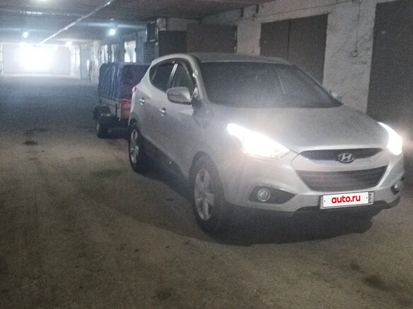 2013 Hyundai ix35 I Рестайлинг, серебристый, 990000 рублей - вид 5