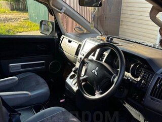 2012 Mitsubishi Delica D:5 I, серый, 1630000 рублей, вид 5