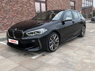 2021 BMW 1 серии M135i xDrive III (F40), чёрный, 4000000 рублей, вид 1
