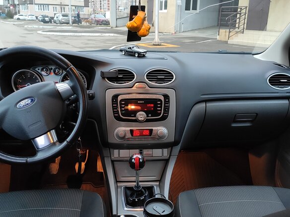 2011 Ford Focus II Рестайлинг, чёрный, 460000 рублей - вид 8