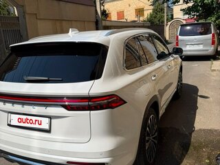 2025 Geely Monjaro (Xingyue L) I Рестайлинг (China Market), белый, 3690000 рублей, вид 4