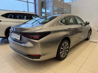 2025 Lexus ES 200 VII Рестайлинг 2, серый, 6150000 рублей, вид 4