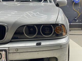 2001 BMW 5 серии 520i IV (E39) Рестайлинг, белый, 599000 рублей, вид 4
