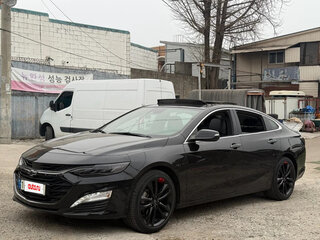 2022 Chevrolet Malibu IX Рестайлинг, чёрный, 1141027 рублей, вид 2