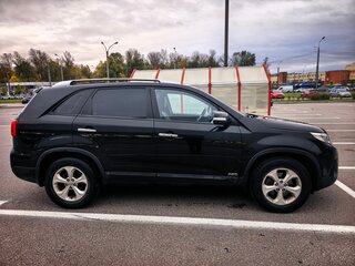 2013 Kia Sorento II Рестайлинг, чёрный, 1500000 рублей, вид 2