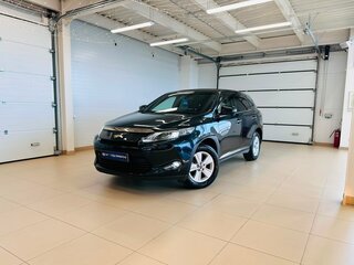Toyota Harrier III (XU60)