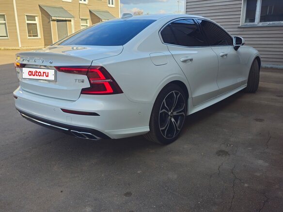 2019 Volvo S60 III, белый, 4200000 рублей - вид 6