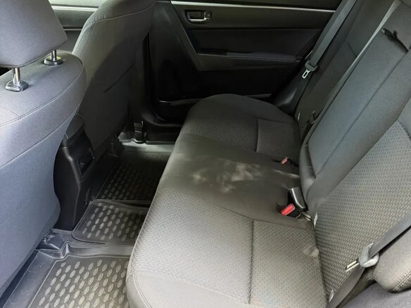 2013 Toyota Corolla XI (E160, E170, E180), чёрный, 1450000 рублей - вид 12