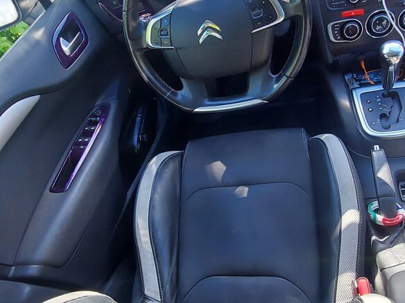 2012 Citroen C4 II, белый, 410000 рублей - вид 4