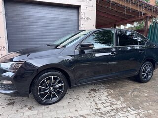 2021 Skoda Rapid II, чёрный, 1700000 рублей, вид 4