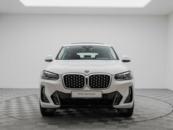 2024 BMW X4 25i II (G02) Рестайлинг, белый - вид 2