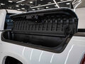 2026 Ram 1500 Crew Cab V Рестайлинг, белый - вид 9