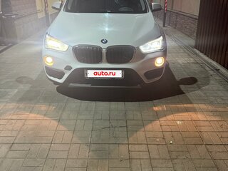 2019 BMW X1 18i sDrive II (F48), белый, 1670000 рублей, вид 1