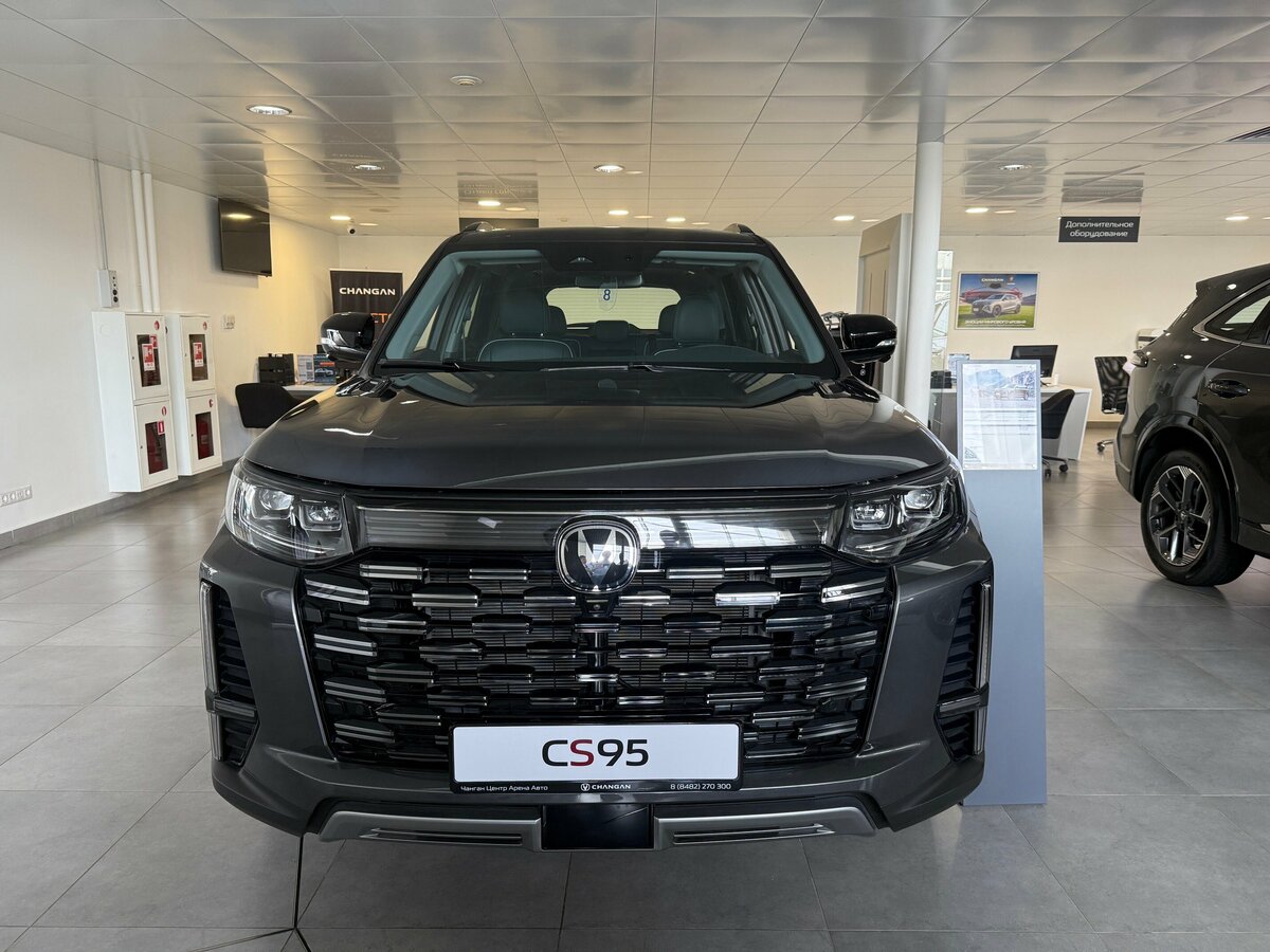 Открыть фотографии: Changan CS95 I Рестайлинг 2
