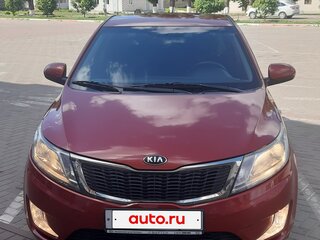 2013 Kia Rio 5-speed III, красный, 888888 рублей, вид 1