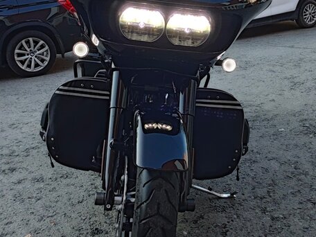 2019 Harley-Davidson Road Glide, чёрный, 2799000 рублей, вид 2