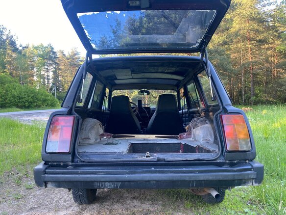 2000 Lada (ВАЗ) 2104 21047, чёрный, 172000 рублей - вид 8