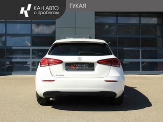 2019 Mercedes-Benz A-Класс 200 IV (W177), белый, 2099000 рублей, вид 4
