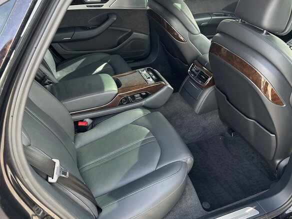 2014 Audi A8 Long III (D4), чёрный, 1850000 рублей - вид 18