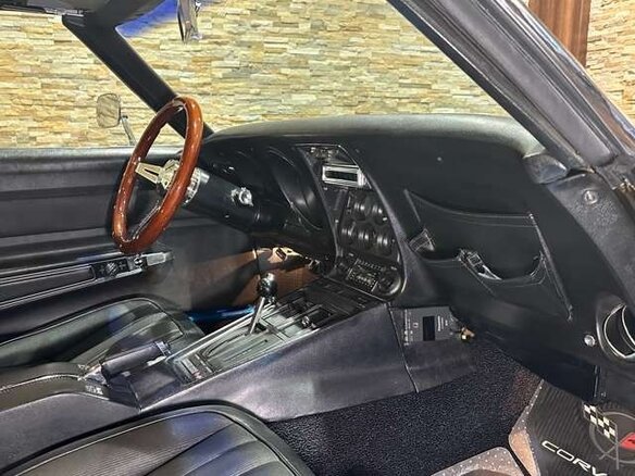 1969 Chevrolet Corvette C3, чёрный, 12700000 рублей - вид 21