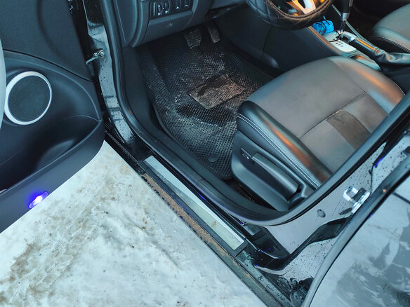 2010 Renault Fluence I, чёрный, 660000 рублей - вид 6