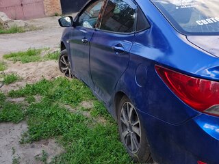 2013 Hyundai Solaris I, синий, 600000 рублей, вид 4