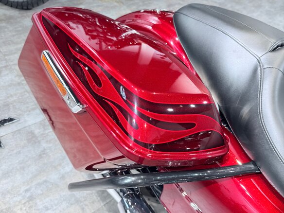 2017 Harley-Davidson Street Glide, красный, 1999000 рублей - вид 25