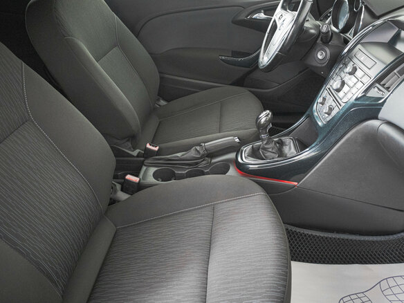2012 Opel Astra GTC J Рестайлинг, серый, 707130 рублей - вид 9