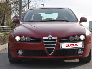 2011 Alfa Romeo 159, красный, 2250000 рублей, вид 2
