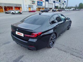 2022 BMW 5 серии 530d xDrive VII (G30/G31/G38) Рестайлинг, чёрный, 5500000 рублей, вид 3