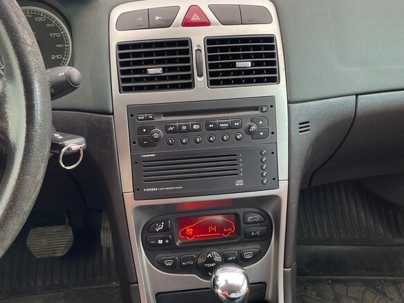 2003 Peugeot 307 I, зелёный, 450000 рублей - вид 10