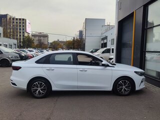 2024 Geely Emgrand II, белый, 1558000 рублей, вид 4