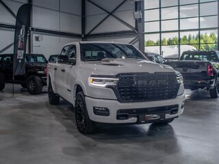 2026 Ram 1500 Crew Cab V Рестайлинг, белый, 9690000 рублей, вид 3