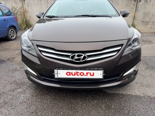 2015 Hyundai Solaris I Рестайлинг, коричневый, 999999 рублей, вид 2